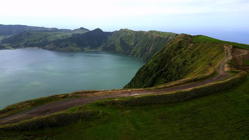The rim road above Sete Cidades and Lagoa Azul, Day 1.