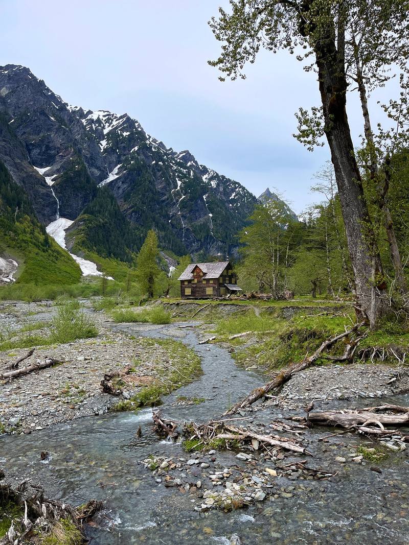 The Enchanted Valley Chalet under the snowy peaks, Day 2.