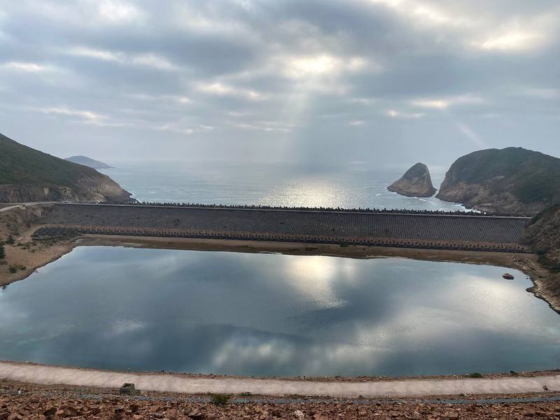 The East Dam of High Island Reservoir, early on Day 2.