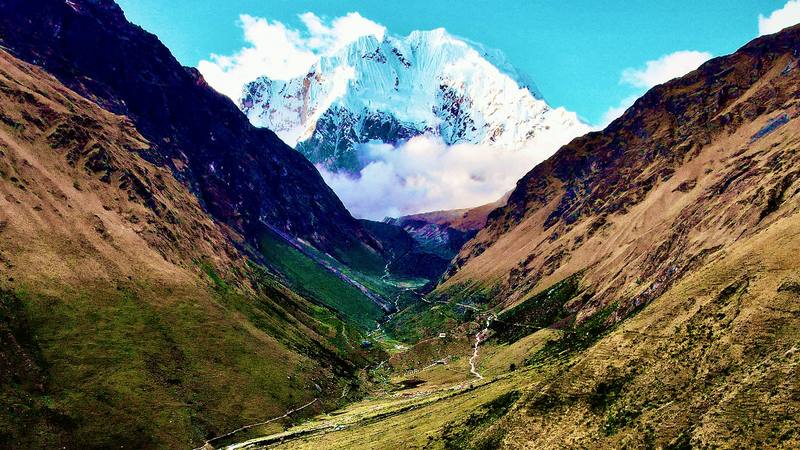 Nevado Salkantay above the valley at Soraypampa, the evening of Day 1.