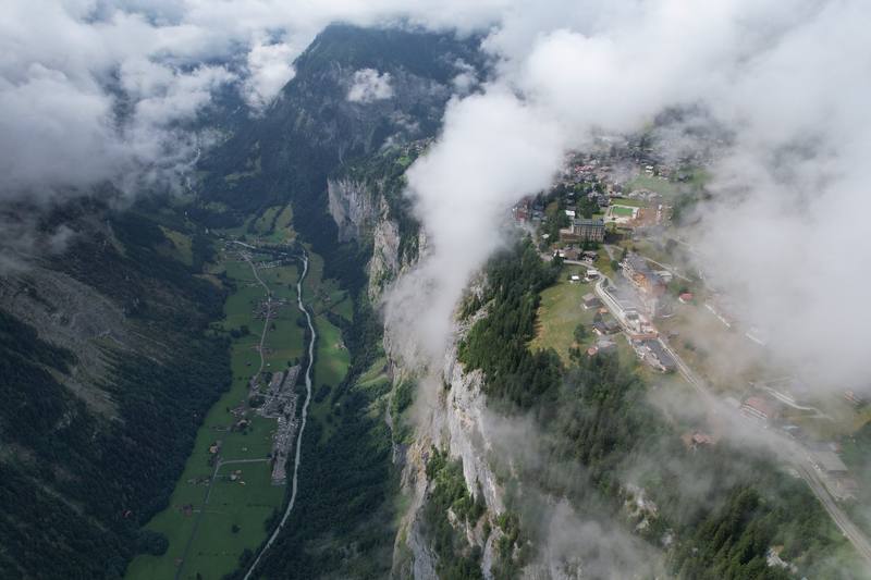 Cloud over the Lauterbrunnen valley from above Mürren, Day 4.